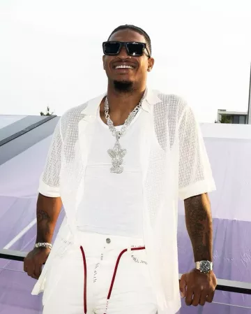 Marni White & Red Drawstring Straight Jeans worn by Ja'Marr Chase on the Instagram account @lahjay10_