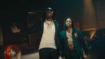 Chaqueta cortavientos Moncler Black Grimpeurs usada por EST Gee en 42 Dugg - Since When (Feat. EST Gee) [Video musical oficial]
