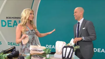 Habillez la population Idalia Robe à une épaule florale portée par Ashley Bellman telle qu’elle est vue dans CBS Mornings le 16 juillet 2024