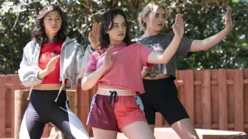 Cobra Kai Outfits from Season 6: Samantha LaRusso (Mary Mouser) wears Free People Colorblock shorts in episode 5 of the TV series