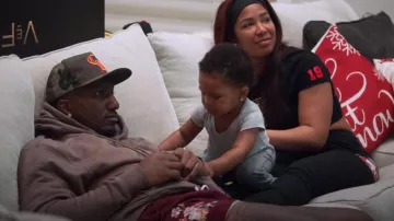 Nike Air Jordan Wordmark Pullover Sweat à capuche Palomino Brown porté par Deebo Samuel comme on le voit dans Receiver (S01E05)