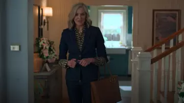 Cinq A Sept Loren Pants worn by Nadine Gregory (Brenda Strong) as seen in UnPrisoned (S02E08)