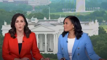 Veronica Beard Miller Dickey Jacket worn by Kristen Welker as seen in Today on July 22, 2024