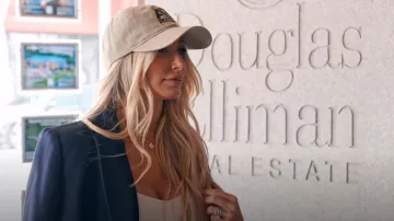 Van Cleef & Arpels Yellow Gold Mother of Pearl Vintage Alhambra Pendant Necklace worn by Heather Altman as seen in Million Dollar Listing Los Angeles (S15E02)