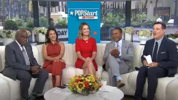 Veronica Beard Orlinda Vest in Brick Red worn by Laura Jarrett as seen in Today on  July 25, 2024