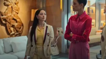 Lola Casademunt Mini Crossbody Bag with Piping and Logo worn by Roberta (Luz Cipriota) as seen in Elite (S08E01)