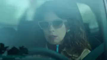 Marc Jacobs Oversized Logo Plastic Cat-Eye Sunglasses worn by Carmen (Maribel Verdú) as seen in Elite (S08E03)