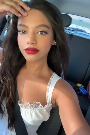 Letitia Fontana is wearing House of CB corest dress on her  TikTok account