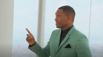 La veste de costume en laine Kooples Geen portée par Jordan March comme on le voit dans Owning Manhattan (S01E02)