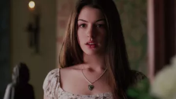Silver Chain Heart Necklace Locket worn by  Ella (Anne Hathaway) as seen in Ella Enchanted