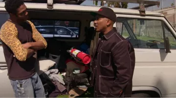 Heron Preston Veste chemise à points contrastés en noir portée par Chris Redd comme on le voit dans Resurrected Rides (S01E01)