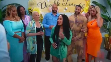 Vestido Shanelle Blazer Fringe usado por Pam (Angela Beyincé) como se ve en Sistas de Tyler Perry (T07E19)