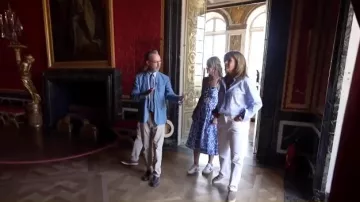 Ilse Jacobsen Tulip Sneaker in Latte worn by Hoda Kotb as seen in Today on July 31, 2024