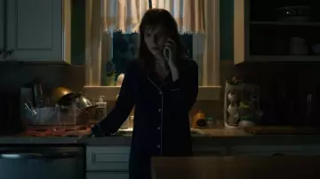 Eberjey Gisele Longline Sleep Shirt porté par Kristen Bouchard (Katja Herbers) comme on le voit dans Evil (S04E11)