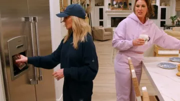 Pantalon de survêtement Alo Yoga Muse porté par Tamra Judge comme on le voit dans The Real Housewives of Orange County (S18E04)