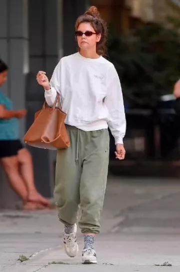 Sac fourre-tout Khaite Amelia porté par Katie Holmes à New York le 6 août 2024