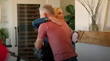 Sac à bandoulière Chanel en cuir d’agneau matelassé à rabat en chaîne porté par Shannon Beador comme on le voit dans The Real Housewives of Orange County (S18E05)