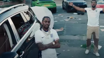 Nike England 2024/25 Match Home ADV Authentic Jersey usado por Russ en Tion Wayne x Russ Millions - We Won (Video musical oficial)
