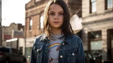 Grey Tee Unicorn Rainbow X-23 Mutant of Laura (Dafne Keen) in Logan