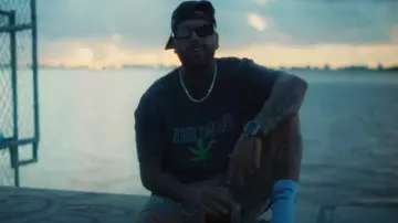 Camiseta Ksubi Black Higher Than Heaven usada por Nicky Jam en Insomnio - Nicky Jam | Video Oficial