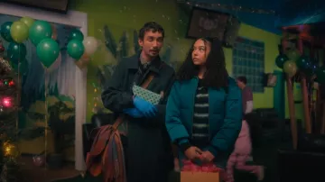 Abercrombie & Fitch Ultra Mini Puffer Green worn by Claire Hargreeves (Millie Davis) as seen in The Umbrella Academy (S04E01)