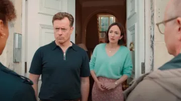 Paul Smith Polo de punto con cuello y cremallera de algodón orgánico negro usado por el Dr. David Hesketh (Don Gallagher) como se ve en McDonald & Dodds (S04E02)