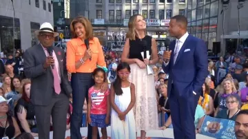 Haut Ulla Johnson Kyla en Noir porté par Savannah Guthrie, comme on le voit dans Today le 12 août 2024