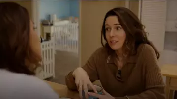 Polo Rag & Bone Monti usado por Stella Baxter (Alona Tal) como se ve en SEAL Team (S07E01)
