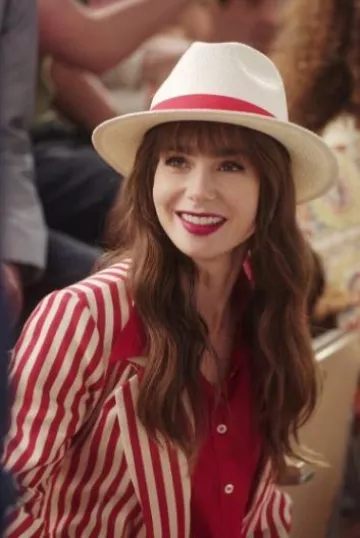 Tara Jarmon Vest Vivante worn by Lily Collins at Emily in Paris 4.1 Break Point on August 15, 2024