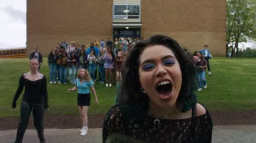 Get the looks of Mean Girls Movie: Cady Heron (Angourie Rice) wears Reebok Club C Double sneakers in chalk and lilac