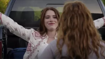 Ralph Lauren Chemise western brodée portée par Stella Walker (Violet Brinson) comme on le voit dans Walker (S04E13)