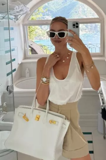 Van Cleef & Arpels Vintage Alhambra Bracelet worn by Leonie Hanne on her Instagram Story on August 19, 2024