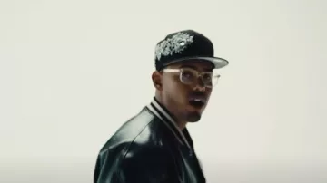 Bottega Veneta Clear & Gold Square Glasses worn by Myke Towers in Myke Towers & Darell - OTRA NOCHE (Video Oficial)