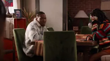 Célèbre veste de travail en mohair portée par Cam Watkins (Mitchell Edwards) comme on le voit dans All American : Homecoming (S03E07)