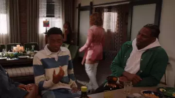 Standard Cloth Green Ripstop Coach Jacket porté par Cam Watkins (Mitchell Edwards) comme on le voit dans All American : Homecoming (S03E07)