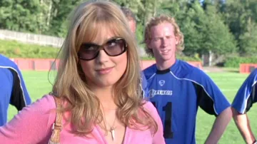 She's the Man Movie Outfits: Blumarine Purple Frame Sunglasses worn by Monique (Alexandra Breckenridge)