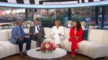 Veronica Beard Edia Wide-Leg Pants in Ivory worn by Hoda Kotb as seen in Today on August 21, 2024