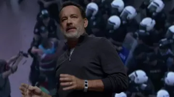 The futuristic watch worn by Bailey (Tom Hanks) in The Circle