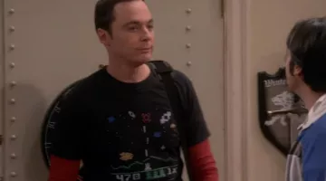 The t-shirt Astromash Video of Sheldon Cooper (Jim Parsons) in The Big Bang Theory (S09E12)