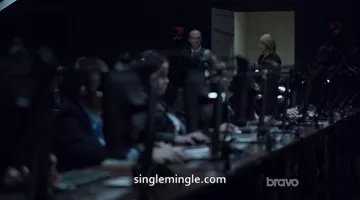 Le site de rencontre pour lequel Jennifer a travaillé dans Colony