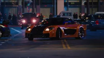 The Mazda RX-7 of Han (Sung Kang) in Fast & Furious 6