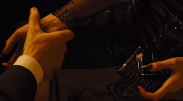 Cardin plus Léger utilisé par Severine (Bérénice Marlohe) comme on le voit sur Skyfall