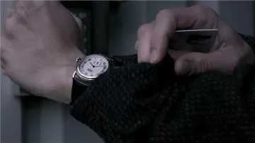 Reloj rotativo usado por Sherlock Holmes (Benedict Cumberbatch) en Sherlock