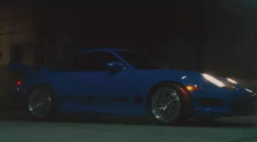 The Porsche 911 Carrera, Brian O'conner (Paul Walker) in Fast & the Furious 5