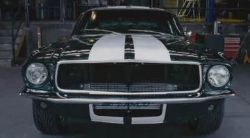 The Ford Mustang Fastback of Shaun Boswell (Lucas Black) in Fast and Furious : Tokyo Drift