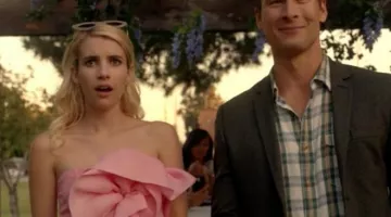 Chanel Oberlin (Emma Roberts), Haut Rose dans Scream Queens