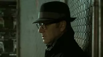 Frank Underwood's Hat (Kevin Spacey) in House of Cards S02E01