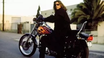 The Harley 1990 Reno Raines (Lorenzo Lamas) in the Rebel | Spotern