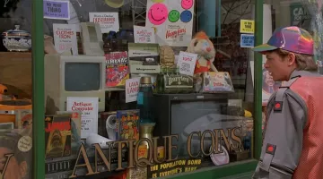 Sa­nyo Orange RPT 1200 Pho­nos­phere in Blast from the Past as seen on Back to the Future Part II