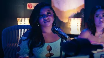 Afewgkid Combinaison sexy à imprimé léopard perle bouton épaule dénudée transparente à manches longues portée par Malika 'Kold' Wise (Sh’kia Shonaye Dennis) comme on le voit dans Kold x Windy (S02E02)